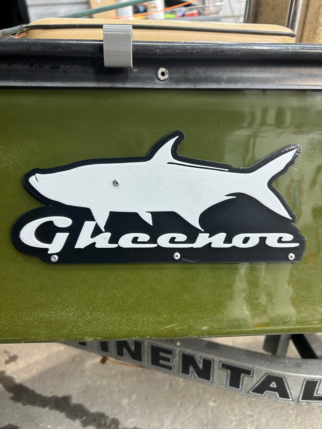 Gheenoe tarpon badge (set)